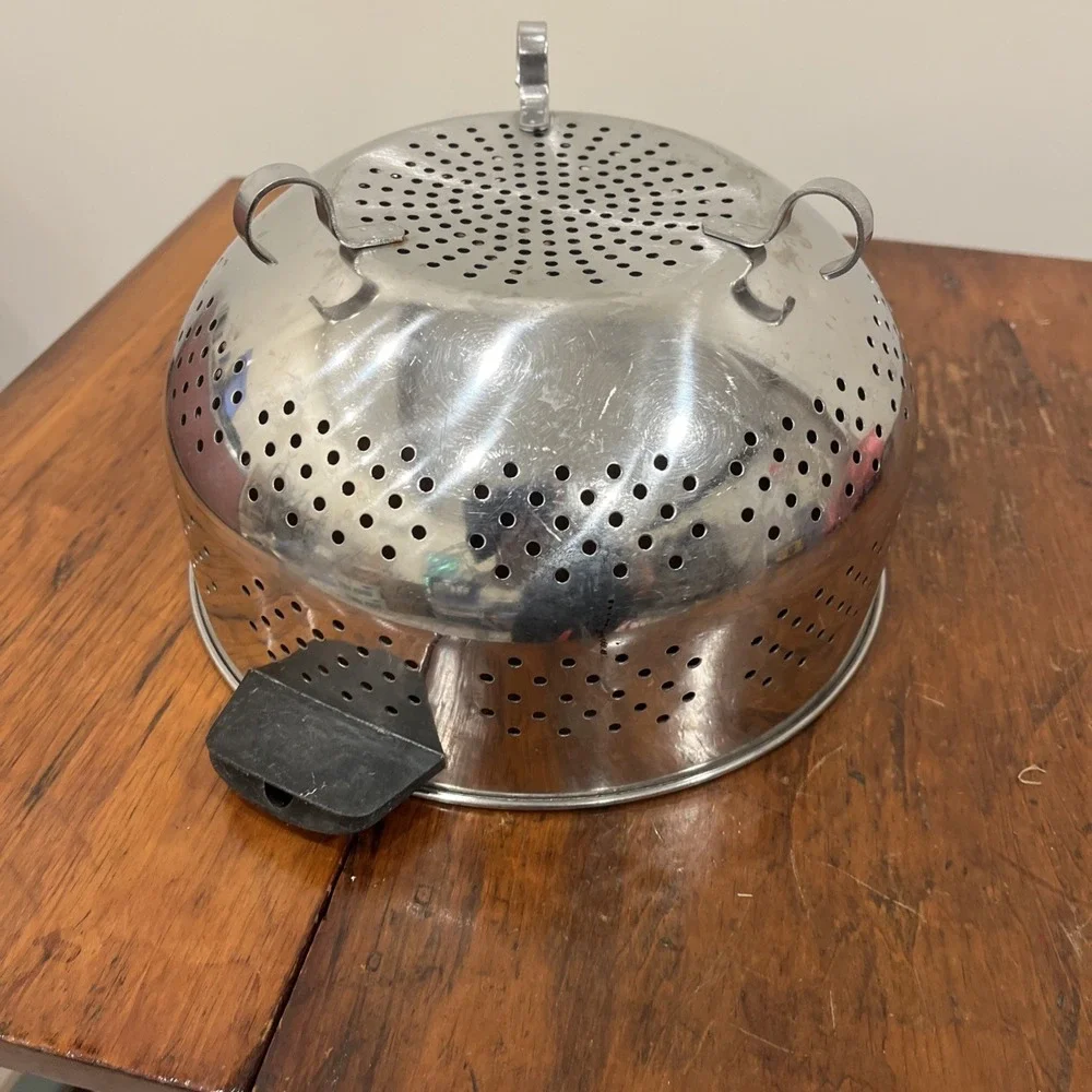 Vintage Farberware Stainless Steel Colander Strainer Black Handles Footed 9.5x6